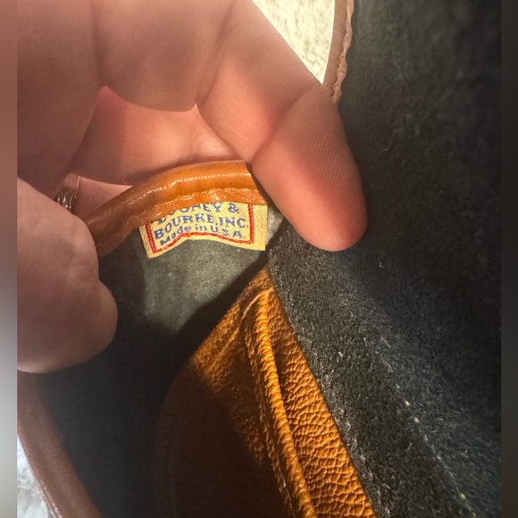 Dooney & Bourke - Calvary Body Bag/Belt Bag Navy Vintage - EUC R74 - Picture 13 of 15